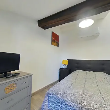 41 3, Rue Trivalle A Apartmán Carcassonne
